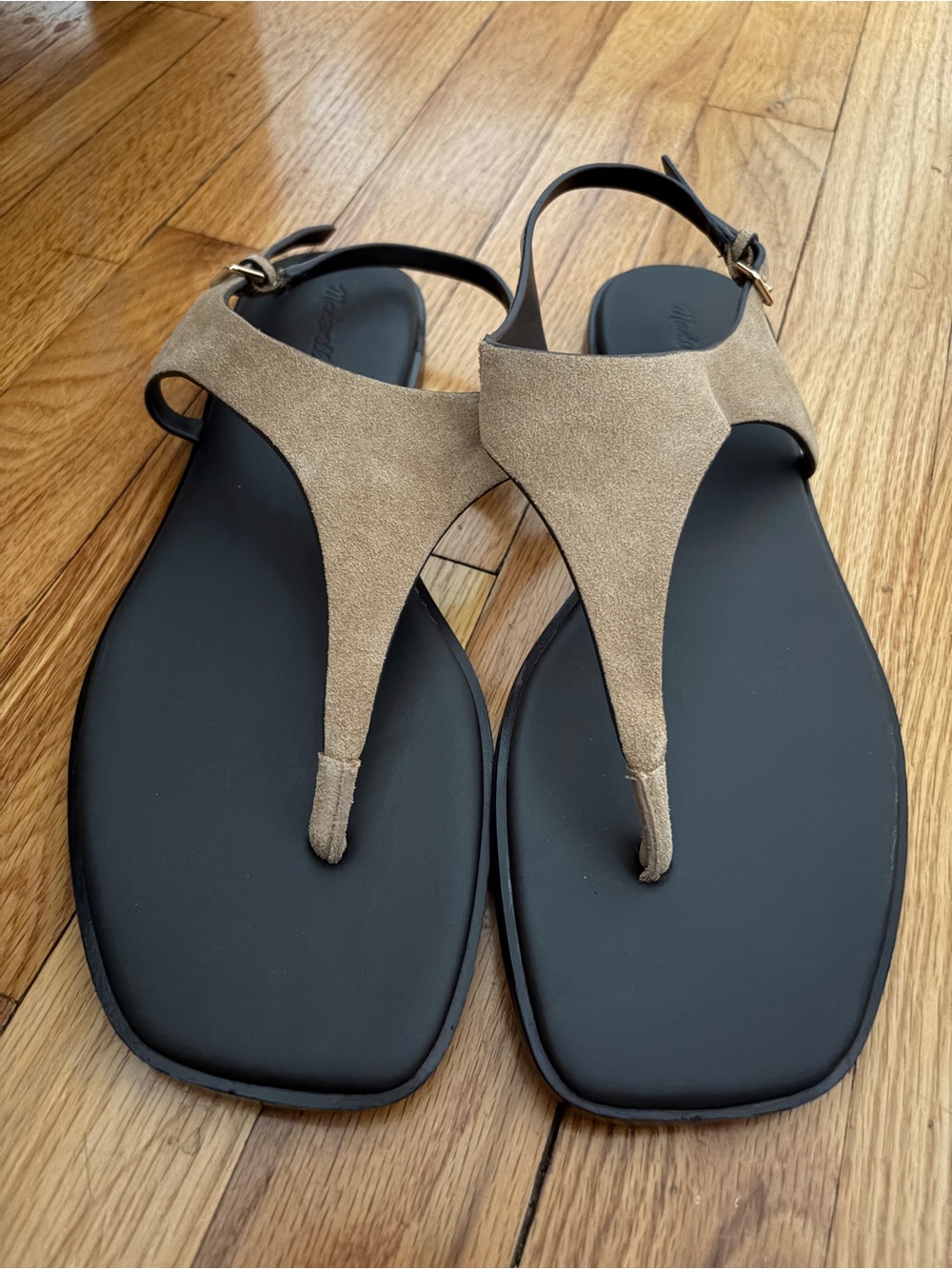 Madewell Suede T-strap Sandals in Taupe Suede - Women's Sandals